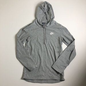 Nike Womens Size‎ XS Light Gray Pullover Hooded Shirt Embroidered Swoosh J11
